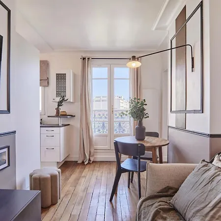 Διαμέρισμα Isena - 1 Et Balcon A Ecole Militaire