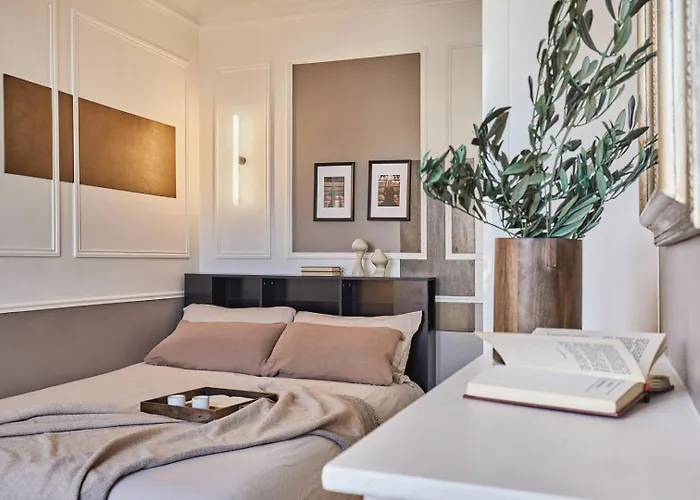 Isena - 1 Et Balcon A Ecole Militaire Apartament *