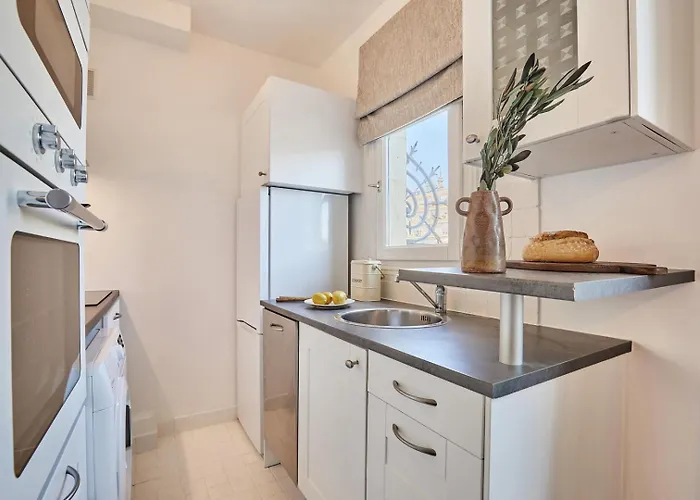 Isena - 1 Et Balcon A Ecole Militaire Apartament *